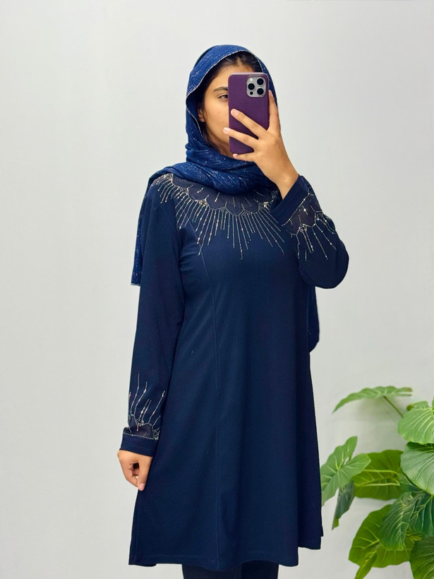 تونیک نگینی