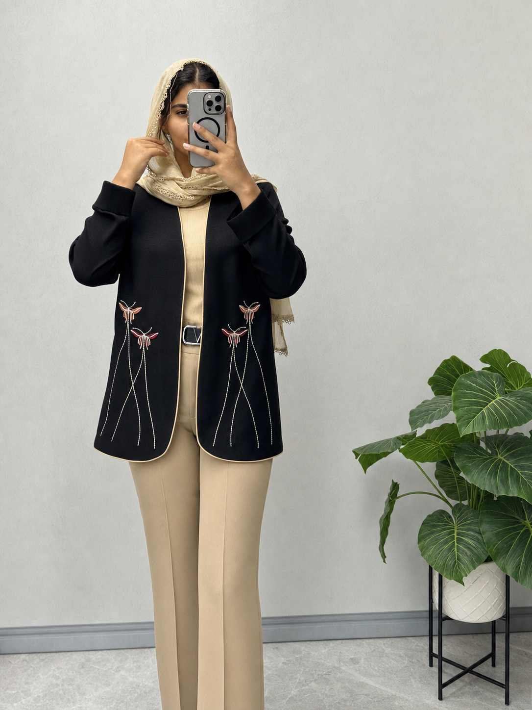 مانتو کتی زنبق