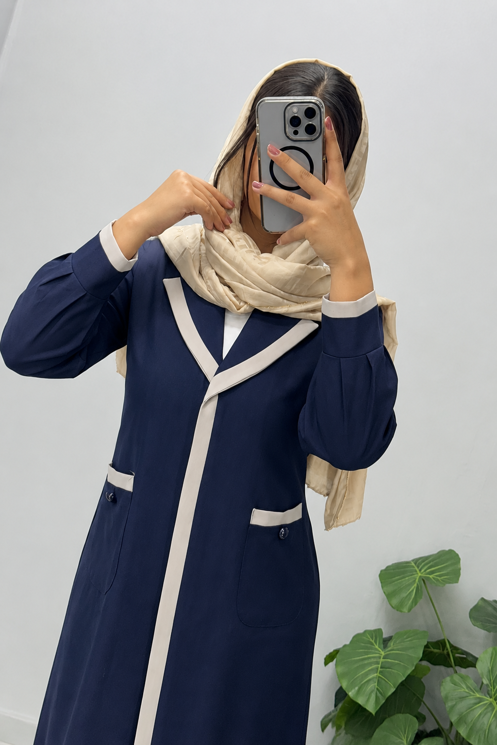 مانتو افرین