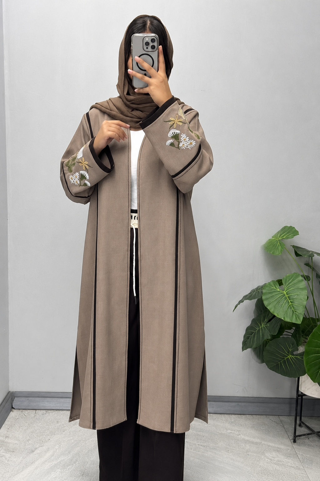 مانتو رخساره